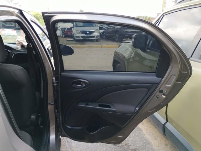 ETIOS X SD 1.5 - 2017/2018 — foto 15 de 26