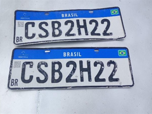 VOLKSWAGEN GOL 16V PLUS - 2001/2001 — foto 3 de 40