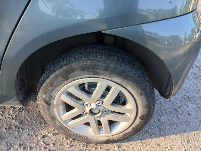 VOLKSWAGEN FOX 1.0 - 2009/2010 — foto 32 de 37