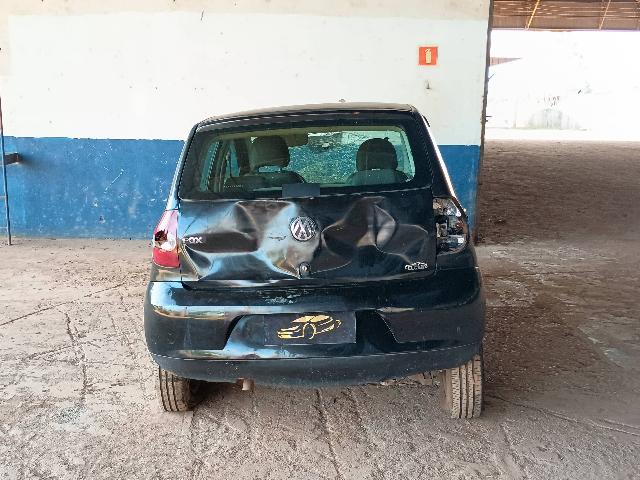 VOLKSWAGEN FOX 1.0 - 2006/2006 — foto 12 de 27