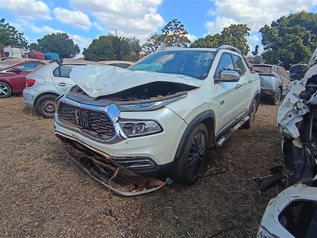 FIAT TORO RANCH AT9 4X4 - 2023/2024