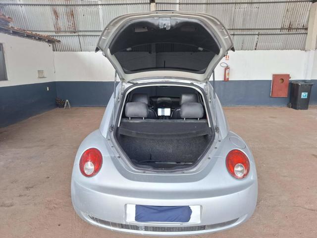 VOLKSWAGEN BEETLE - 2007/2008 — foto 19 de 28