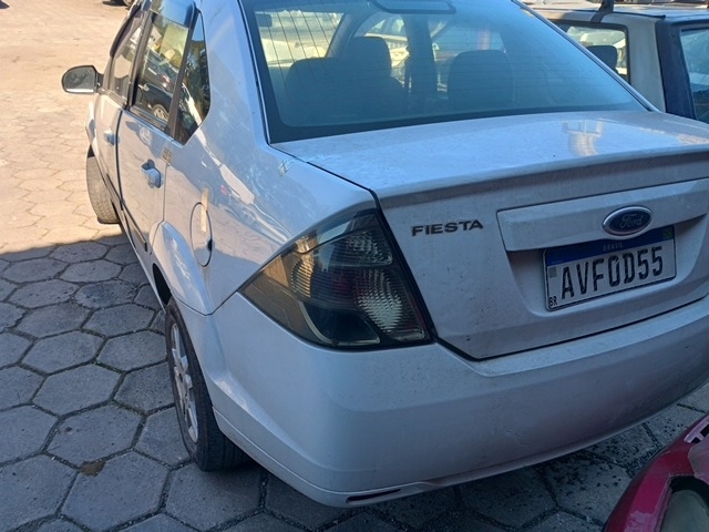 FORD FIESTA SEDAN1.6FLEX - 2011/2012 — foto 8 de 10