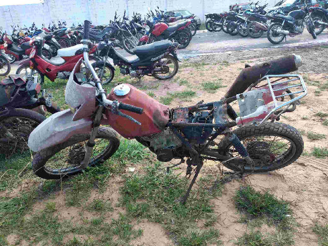 HONDA - NX 150 - leilão extrajudicial - TIANGUÁ CE - lance mínimo R$ 50