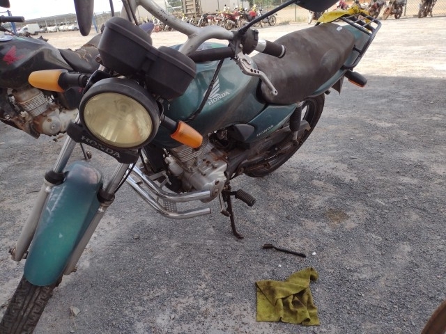 HONDA - CG 125 TITAN KSE - leilão extrajudicial - SAMAMBAIA DF - lance mínimo R$ 2.100