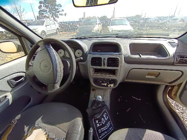 Foto 5: CLIO CAM1016VH - 2010/2011
