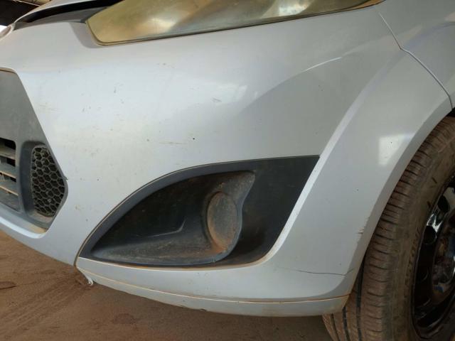 FORD FIESTA FLEX - 2010/2011 — foto 34 de 37