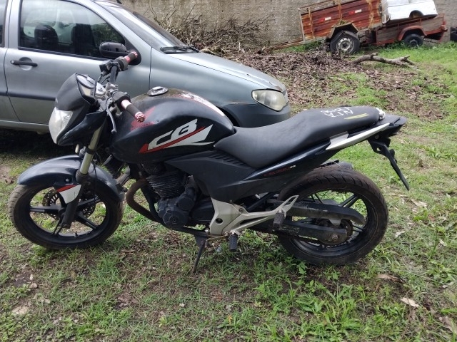 HONDA - CB 300R - leilão extrajudicial - CASTANHAL PA - lance mínimo R$ 474