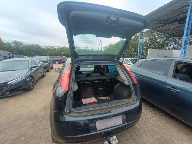 FIAT PUNTO ELX 1.4 - 2009/2009 — foto 17 de 27