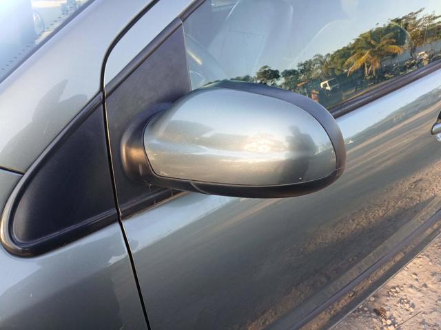 VOLKSWAGEN FOX 1.0 - 2009/2010 — foto 30 de 37