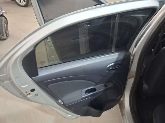 ETIOS XLS SEDAN 1.5 FLEX 16V 4P AUT. - 2016/2017 — foto 16 de 24