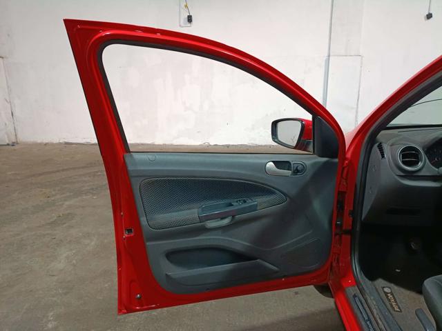 VOLKSWAGEN VOYAGE TL MA S - 2015/2015 — foto 15 de 40