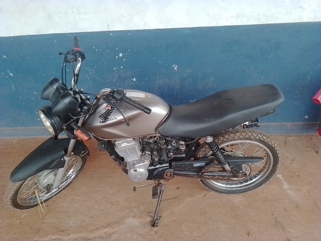 Honda CG 150 Titan ES 2008 em leilão
