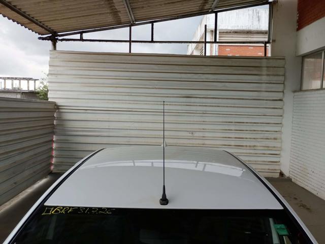 RENAULT LOGAN ZEN10MT - 2020/2021 — foto 9 de 40
