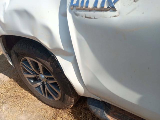 HILUX CD SRV 4X4 2.8 TDI DIESEL AUT - 2018/2019 — foto 27 de 40