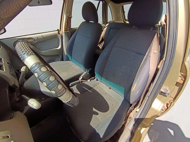 VOLKSWAGEN GOL 16V - 2000/2000 — foto 19 de 27