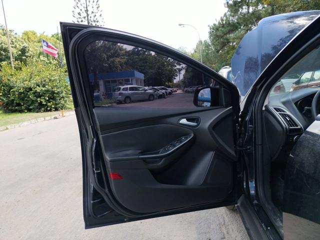 FORD FOCUS SE 1.6 S - 2013/2014 — foto 9 de 40