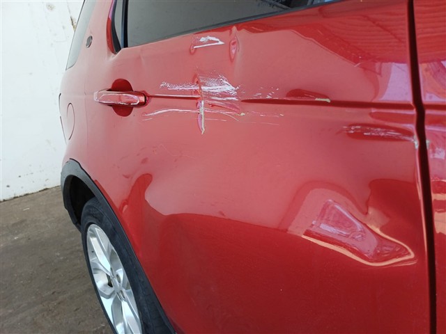 LAND ROVER DISC SPT SI4 HSE 7L - 2016/2016 — foto 8 de 27