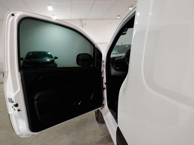 FIORINO ENDURANCE EVO 1.4 FLEX 8V 2P - 2023/2024 — foto 13 de 31
