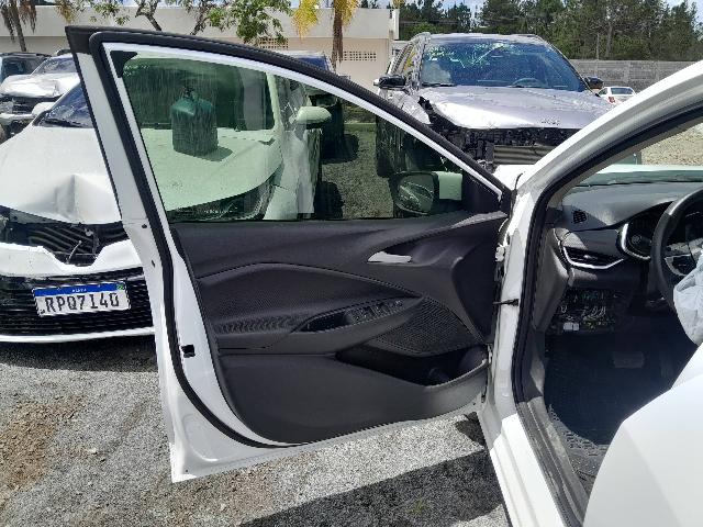 CHEVROLET ONIX 10TAT LT1 - 2020/2021 — foto 18 de 37