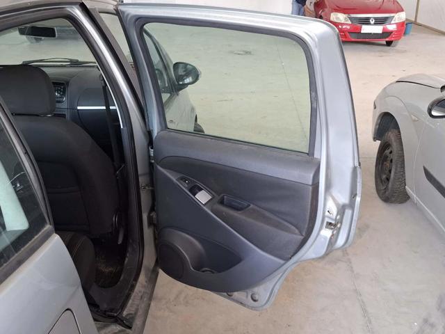 IDEA ESSENCE 1.6 16V FLEX - 2013/2013 — foto 15 de 26