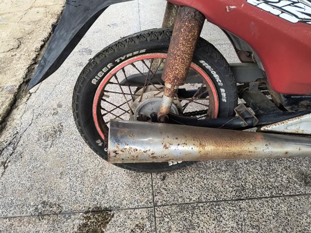 HONDA HONDA/C100BIZES - 2000/2000 — foto 9 de 9