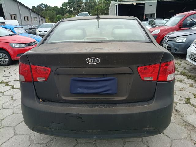 KIA CERATO EX2 1.6L - 2009/2010 — foto 8 de 26