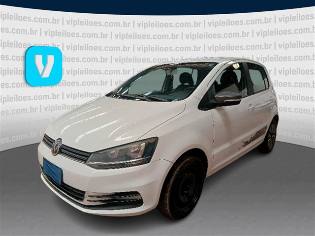Volkswagen Novo Fox TL MB 2015