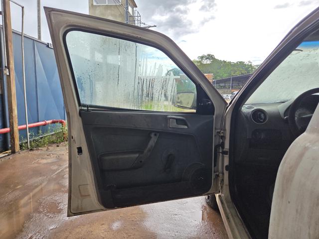 VOLKSWAGEN GOL 1.0 - 2008/2008 — foto 14 de 32