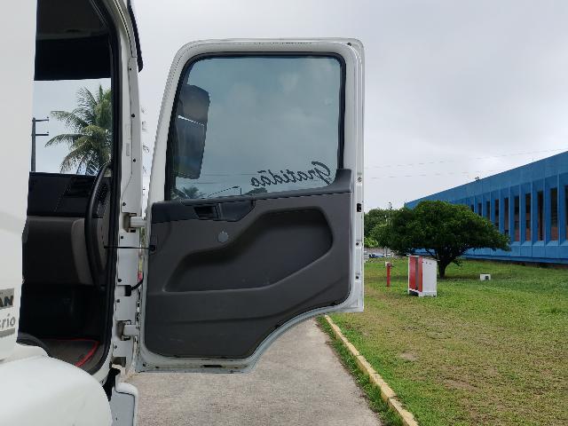 VOLKSWAGEN 24.280 CRM 6X2 - 2013/2013 — foto 32 de 40