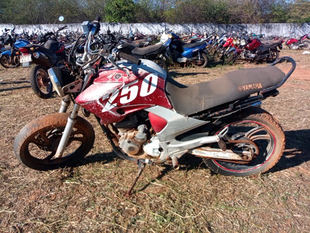 YAMAHA YS250
