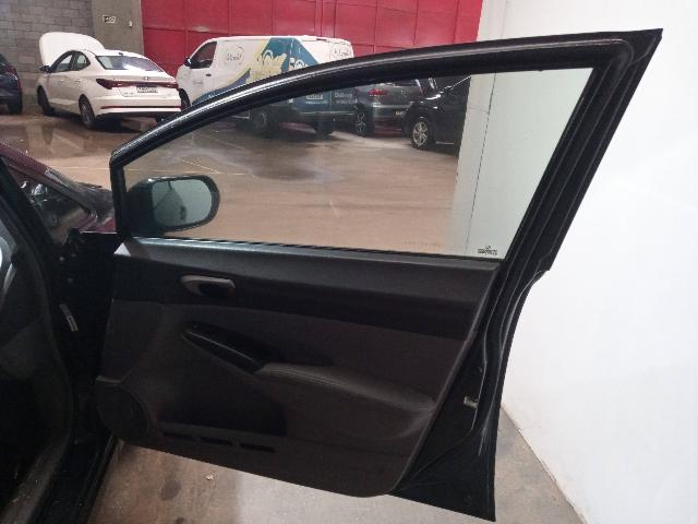 HONDA CIVIC LXL FLEX - 2011/2011 — foto 14 de 32