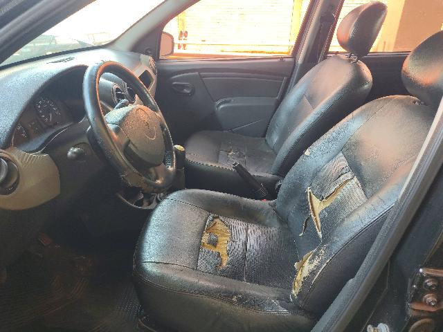 RENAULT SANDERO AUT 16 - 2010/2010 — foto 14 de 37