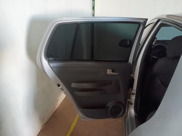 VOLKSWAGEN FOX 1.0 ROUTE - 2008/2009 — foto 16 de 24