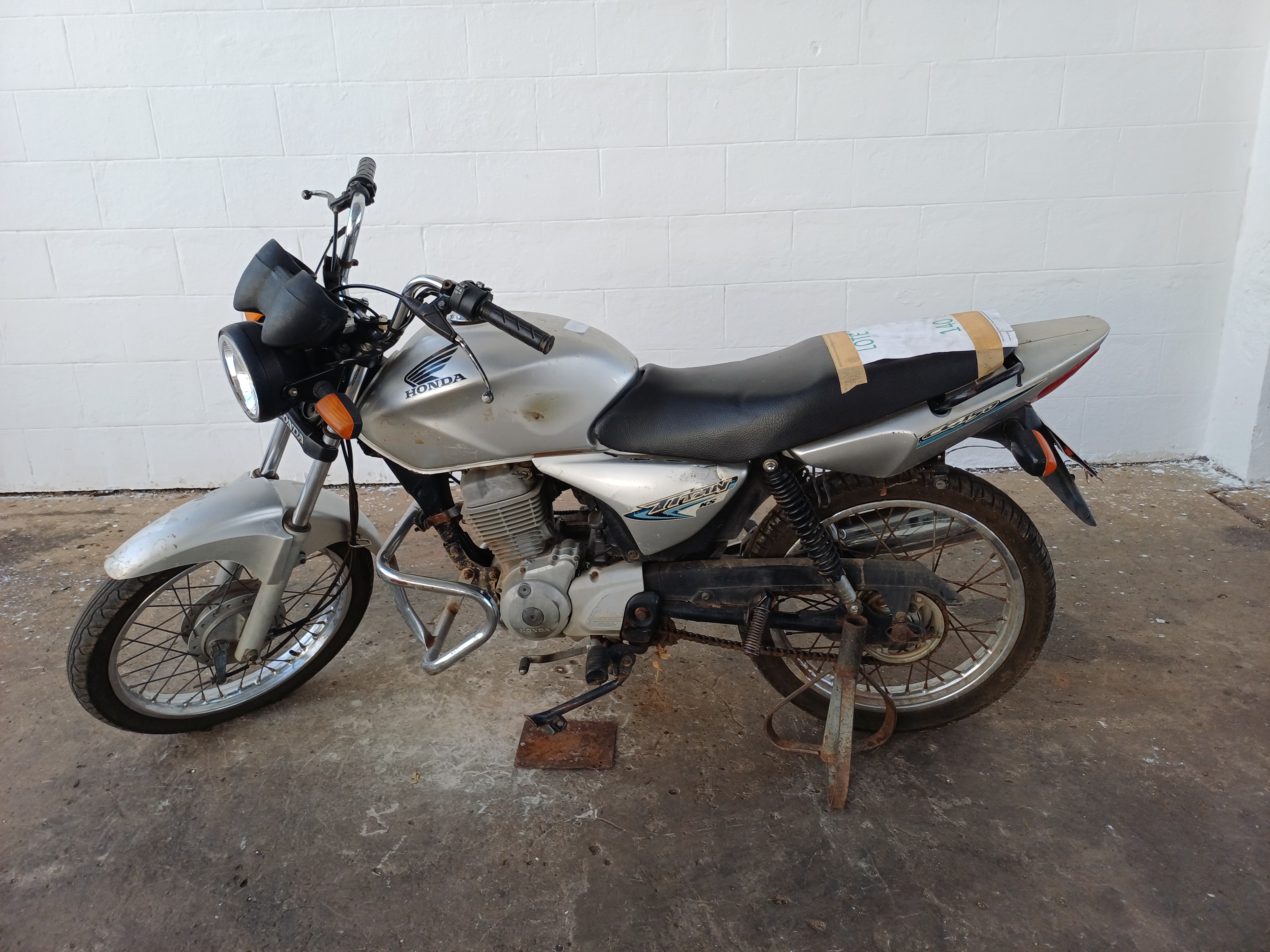 HONDA - CG 150 TITAN KS - leilão extrajudicial - TERESINA PI - lance mínimo R$ 1.600