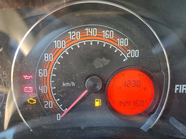 FIAT UNO WAY 1.0 - 2011/2012 — foto 8 de 33