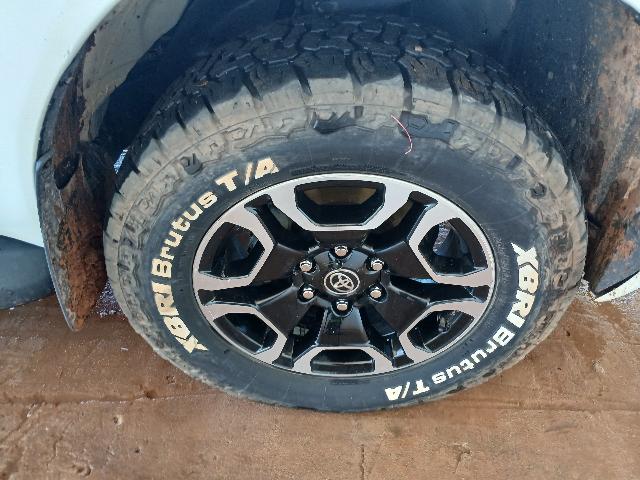 Foto 23 de 36: HILUX CDSRXA4FD - 2022/2022