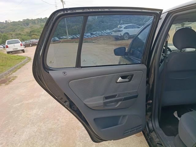 VOLKSWAGEN FOX 1.0 GII - 2011/2011 — foto 14 de 23