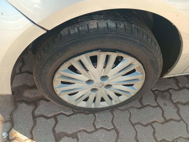 VOLKSWAGEN GOL - 2009/2010 — foto 20 de 28