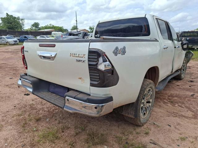 HILUX CD SRX 4X4 2.8 TDI 16V DIESEL AUT. - 2021/2021 — foto 4 de 34