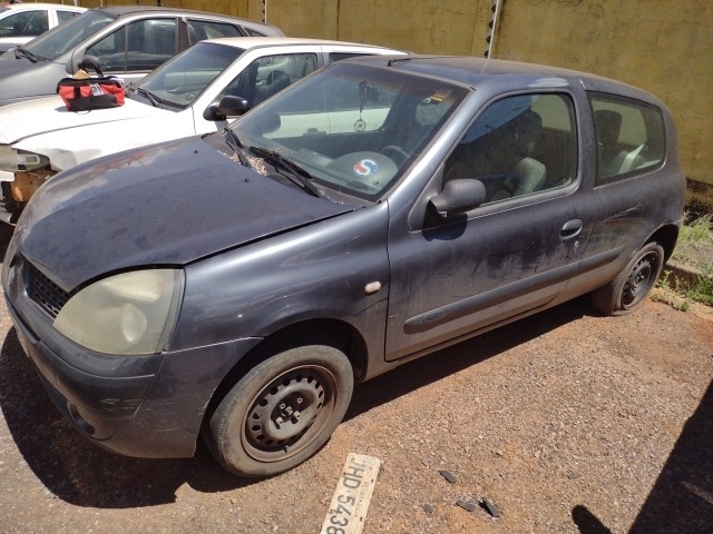 RENAULT - CLIO AUT 10 16VH - leilão extrajudicial - SAMAMBAIA DF - lance mínimo R$ 4.300