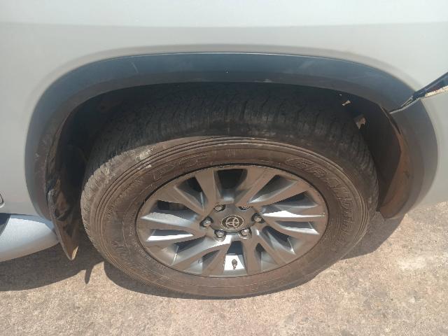 TOYOTA HILUX SWSRXA4FD - 2022/2023 — foto 30 de 40