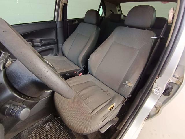 VOLKSWAGEN GOL 1.0 - 2010/2010 — foto 19 de 25