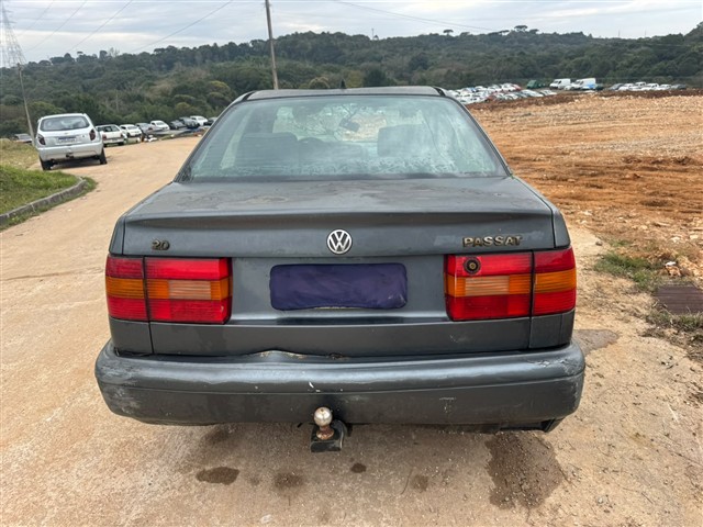 VOLKSWAGEN PASSAT - 1995/1995 — foto 17 de 22