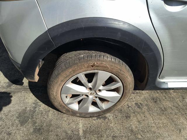 RENAULT SANDERO STW 16HP - 2012/2013 — foto 24 de 26