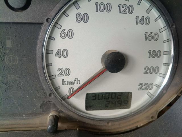 VOLKSWAGEN GOL 16V PLUS - 2001/2001 — foto 26 de 27