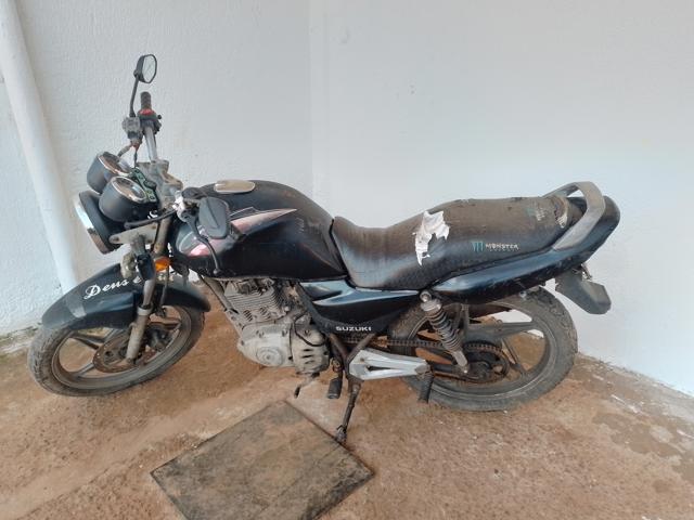 SUZUKI EN125 YES SE - 2011/2012