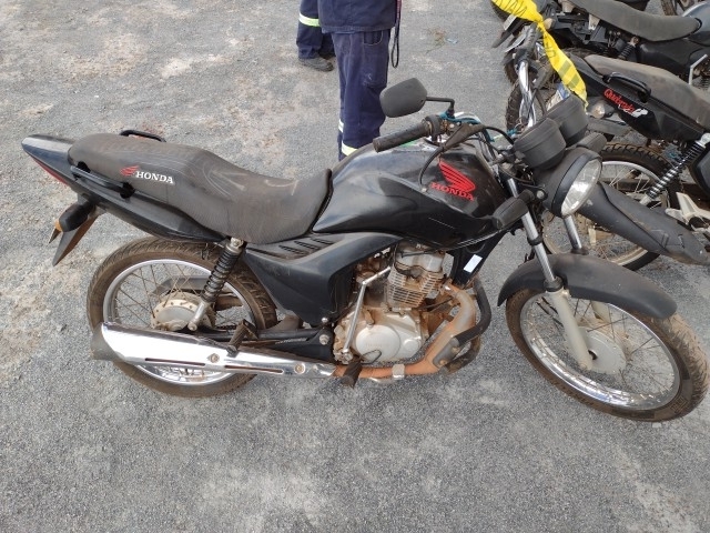 HONDA - CG 125 FAN KS - leilão extrajudicial - SAMAMBAIA DF - lance mínimo R$ 2.700