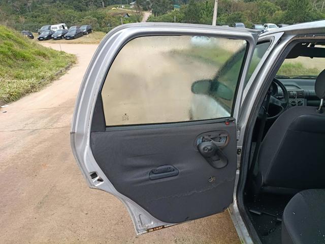 CHEVROLET CORSA CLASSIC - 2003/2003 — foto 12 de 21