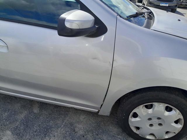 RENAULT LOGAN EXPR 1016V - 2015/2016 — foto 27 de 40